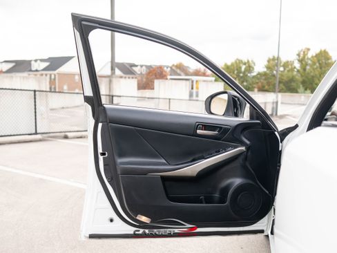 Used 2019 Lexus IS 300 w/ Navigation Package image 34