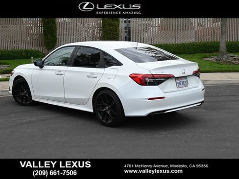 Used 2022 Honda Civic Sport image 4