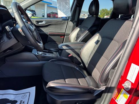 Used 2025 Ford Escape ST-Line AWD/4WD image 10
