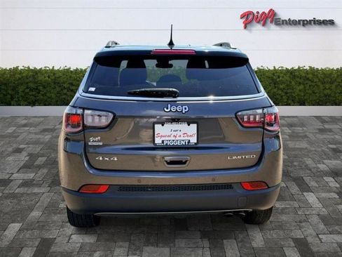 Used 2022 Jeep Compass Limited image 12