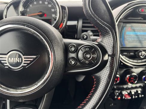 Used 2019 MINI Cooper S w/ Premium Package image 16
