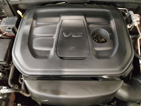 Used 2022 Jeep Grand Cherokee Limited w/ Tech Group RWD image 30