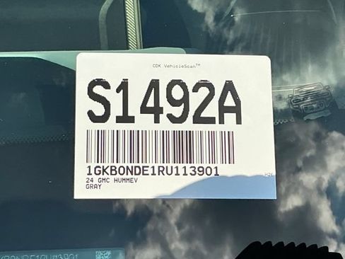 Used 2024 GMC Hummer EV 2X w/ LPO, Illumination Package AWD/4WD image 35