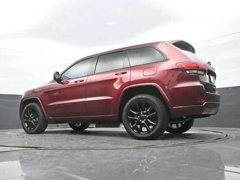 Used 2020 Jeep Grand Cherokee Altitude AWD/4WD image 57