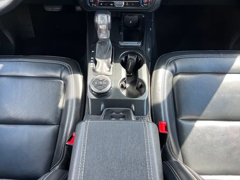 Used 2025 Ford Bronco Outer Banks AWD/4WD image 24