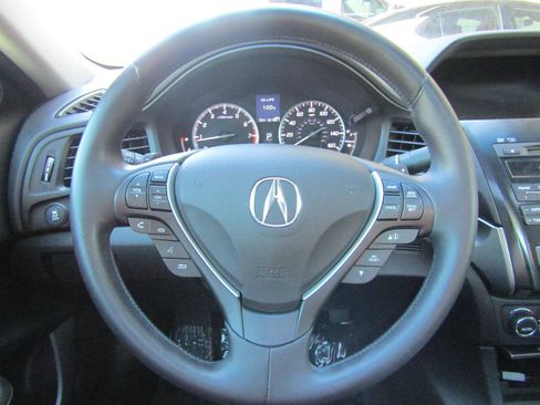 Used 2013 Acura ILX w/ Technology Package image 14