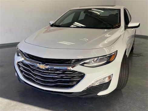 Used 2024 Chevrolet Malibu LT image 7