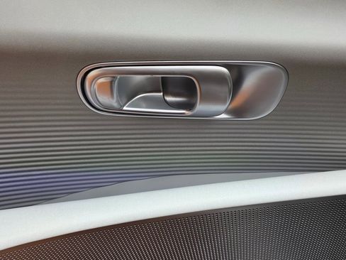 Certified 2025 Hyundai Ioniq 6 SEL image 25