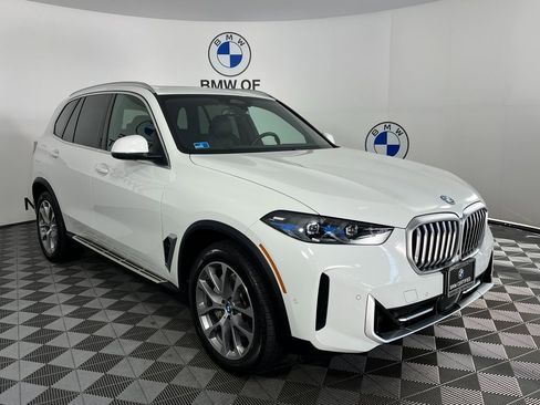 Certified 2024 BMW X5 xDrive50e w/ Premium Package image 1
