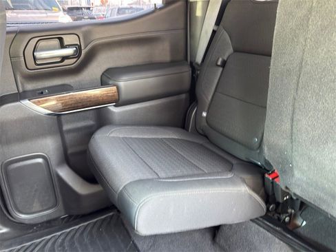 Used 2020 GMC Sierra 1500 Elevation w/ Elevation Value Package image 32