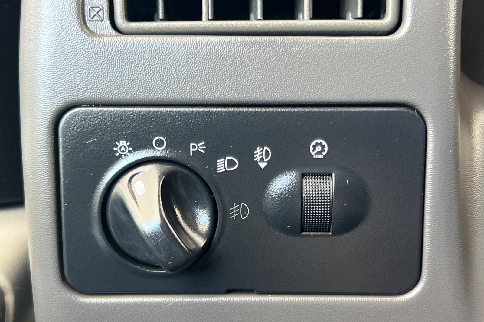 Used 2003 Ford F350 XL AWD/4WD image 37