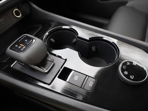 New 2026 Nissan Rogue SV AWD/4WD image 17