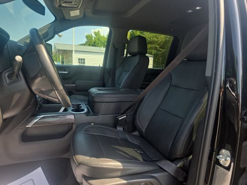 Used 2021 Chevrolet Silverado 2500 LTZ w/ LTZ Plus Package AWD/4WD image 11