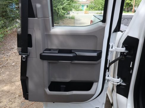Used 2022 Ford F250 XL w/ Power Equipment Group AWD/4WD image 24