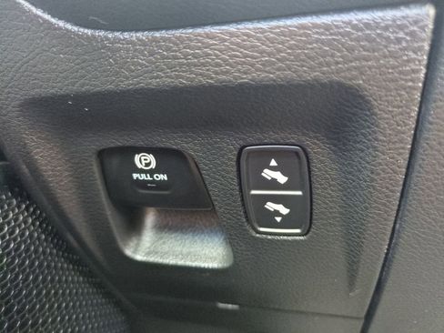 Used 2025 RAM 1500 Big Horn AWD/4WD image 29