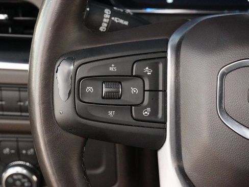 Used 2022 GMC Yukon SLT w/ SLT Premium Package image 21