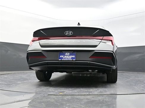 New 2026 Hyundai Elantra SEL Sport image 35