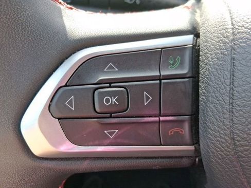 Used 2025 Jeep Compass Limited AWD/4WD image 19