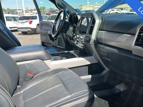 Used 2022 Ford F250 Lariat w/ Lariat Ultimate Package AWD/4WD image 14