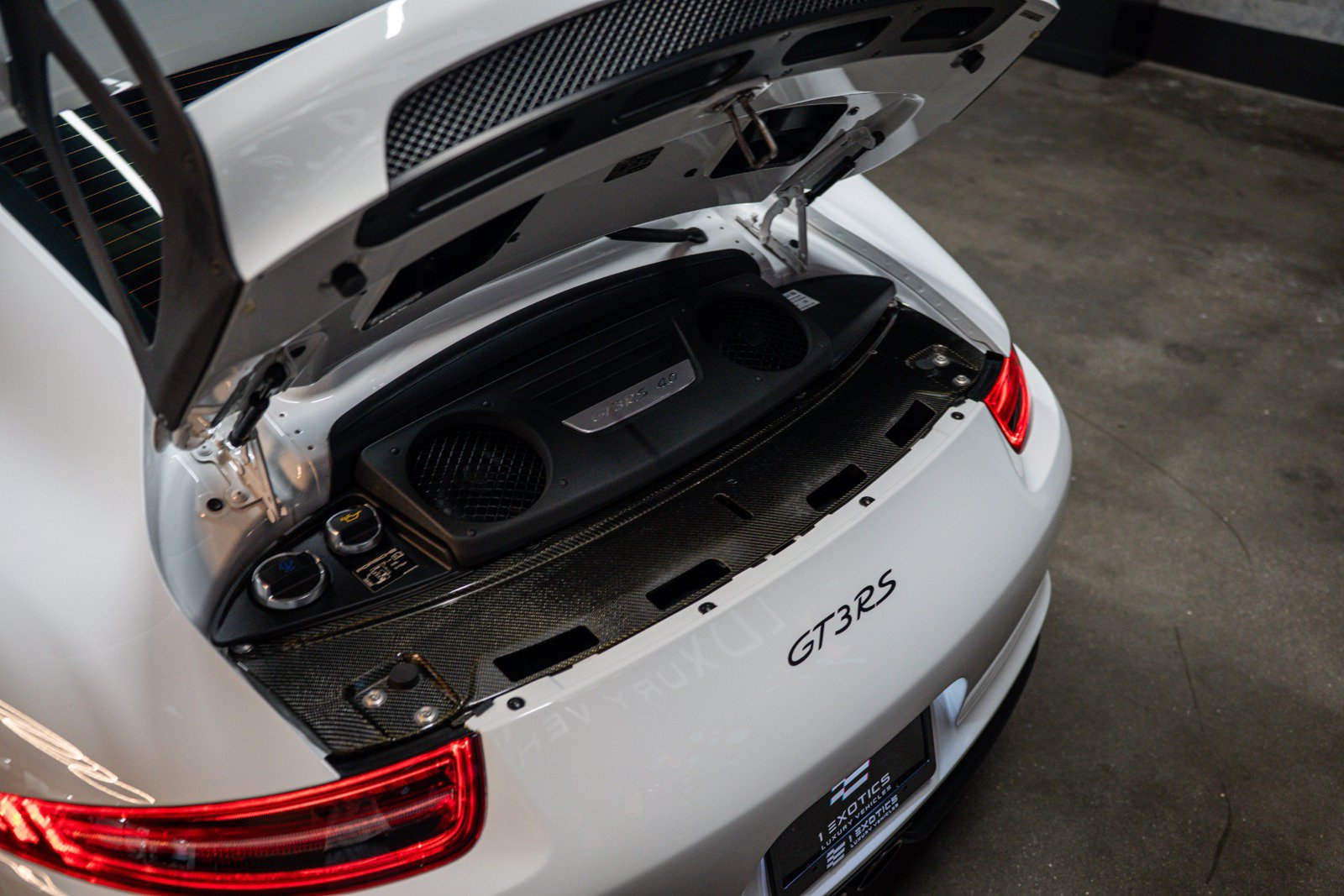 Used 2016 Porsche 911 GT3 RS RWD image 23