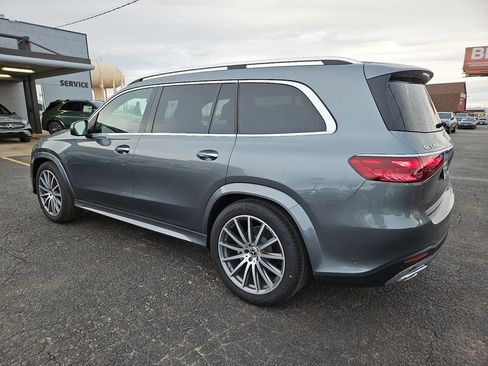New 2025 Mercedes-Benz GLS 450 4MATIC image 4