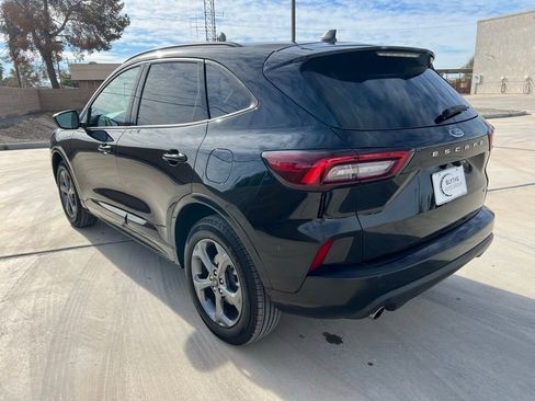 Used 2024 Ford Escape ST-Line image 3