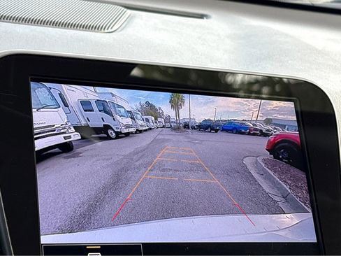 Used 2024 Chevrolet Malibu LT image 12