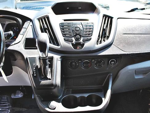 Used 2017 Ford Transit 350 XLT image 18