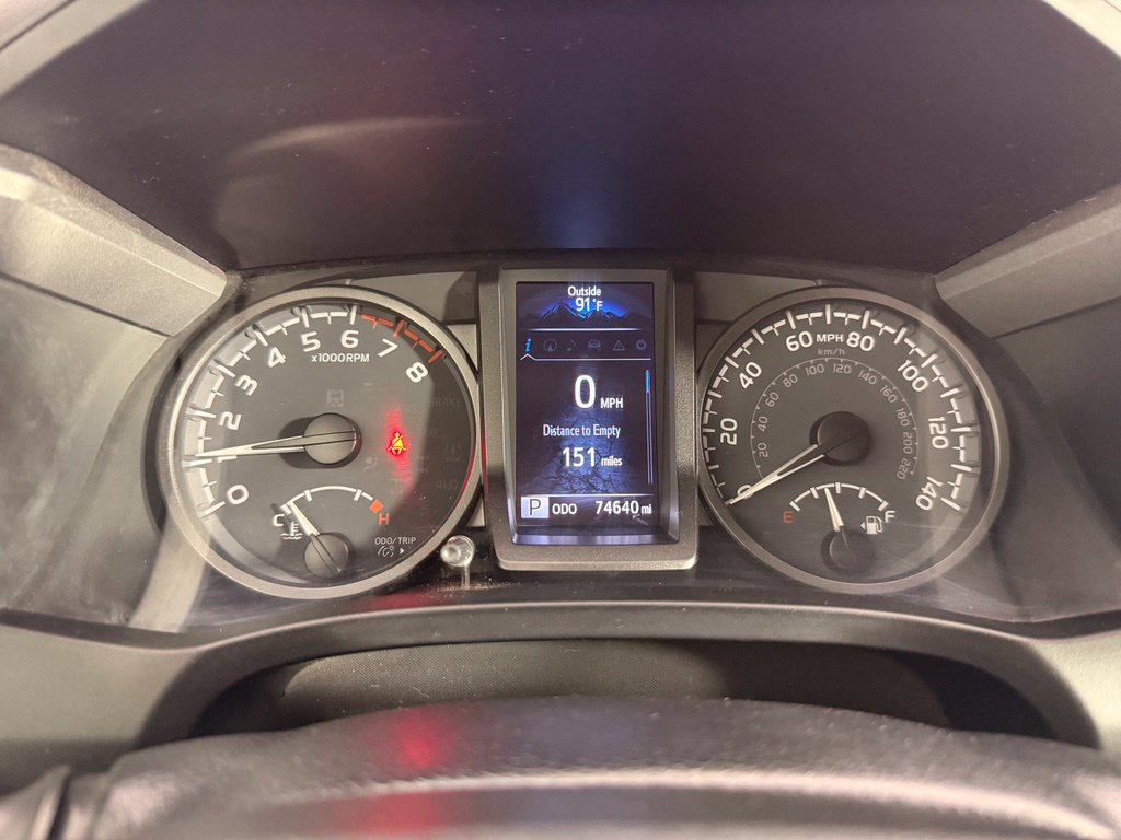 Used 2020 Toyota Tacoma TRD Off-Road w/ TRD Premium Off Road Package AWD/4WD image 34