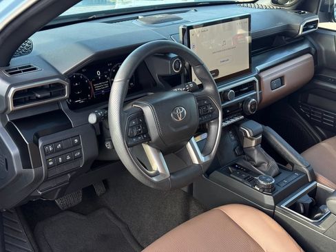 Certified 2026 Toyota 4Runner Limited AWD/4WD image 8