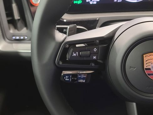 New 2026 Porsche Cayenne Coupe image 17