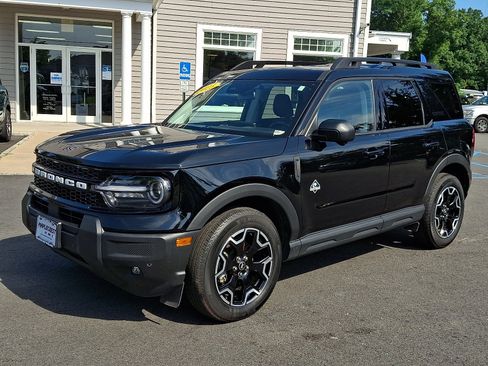 Used 2025 Ford Bronco Sport Outer Banks w/ Outer Banks Tech Package+ AWD/4WD image 1