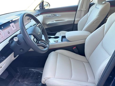 Used 2026 Genesis GV70 2.5T Select AWD/4WD image 10