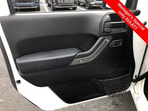 Used 2018 Jeep Wrangler Sport image 16