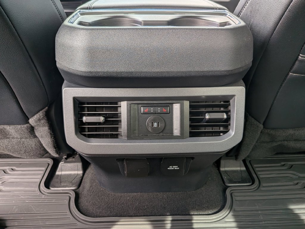 Used 2024 Ford F350 Lariat w/ Sport Appearance Package AWD/4WD image 35