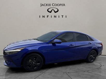 Used 2023 Hyundai Elantra SEL