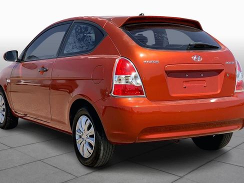 Used 2010 Hyundai Accent GS image 11
