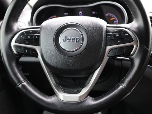 Used 2021 Jeep Grand Cherokee Limited AWD/4WD image 18