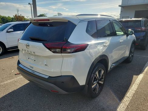 Used 2021 Nissan Rogue SL FWD image 3