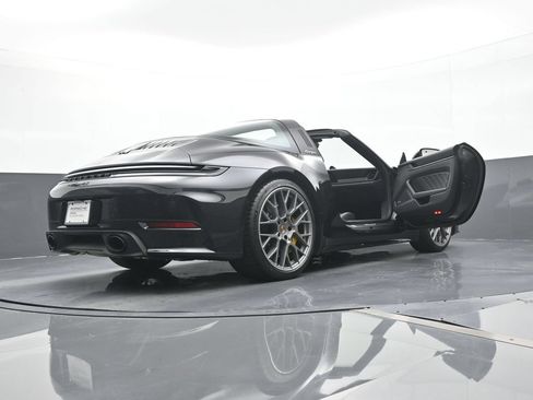Certified 2026 Porsche 911 Targa 4S AWD/4WD image 23