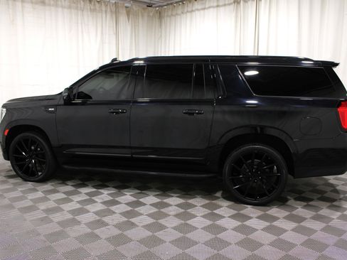 Used 2022 GMC Yukon XL SLT w/ SLT Luxury Package AWD/4WD image 33