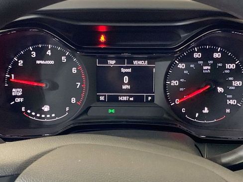 Used 2024 Chevrolet Trax LS w/ LS Convenience Package FWD image 39