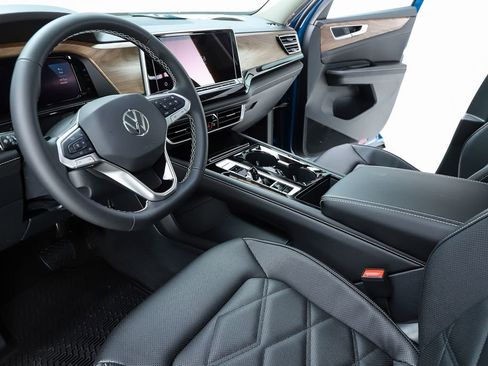 New 2026 Volkswagen Atlas SE image 58