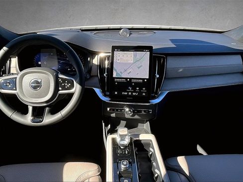 New 2026 Volvo XC90 B6 Ultra w/ Lounge Package image 5