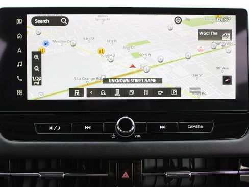 Used 2025 Mitsubishi Outlander SE image 16