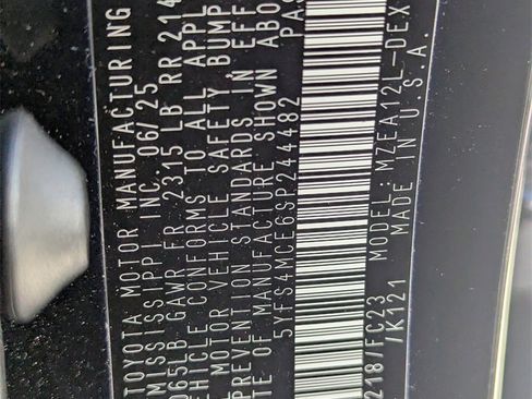 Certified 2025 Toyota Corolla SE image 16