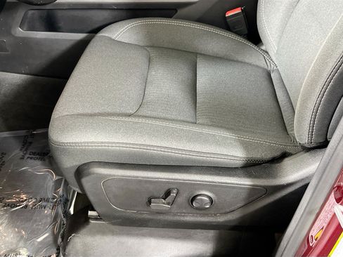 Used 2022 RAM 1500 Big Horn AWD/4WD image 18