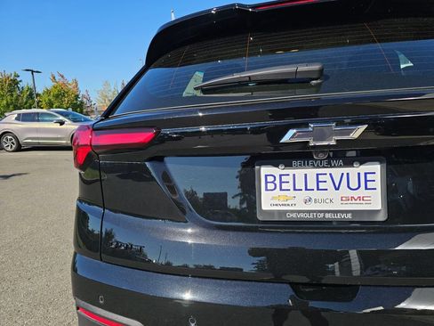 New 2027 Chevrolet Bolt LT w/ Comfort Package FWD image 16