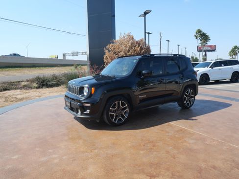 Used 2020 Jeep Renegade Latitude image 5