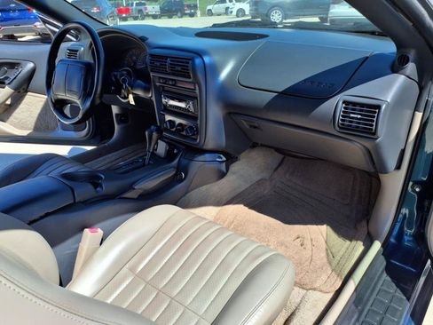 Used 1997 Chevrolet Camaro Z28 RWD image 30